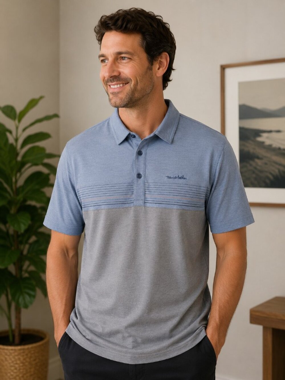 Travis Mathew Men's XL Short Sleeve Blue & Gray Shirt